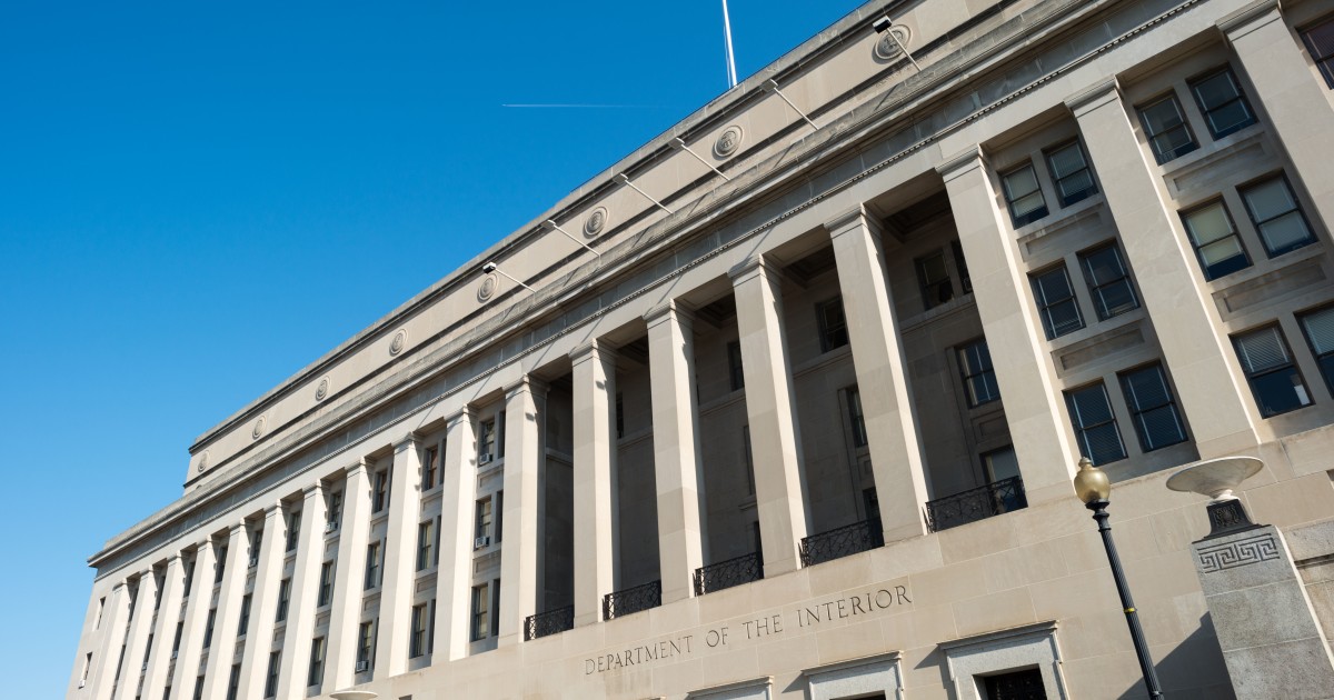 Obama's Last-Minute Coal Regulation Gets Pushback from Capitol Hill