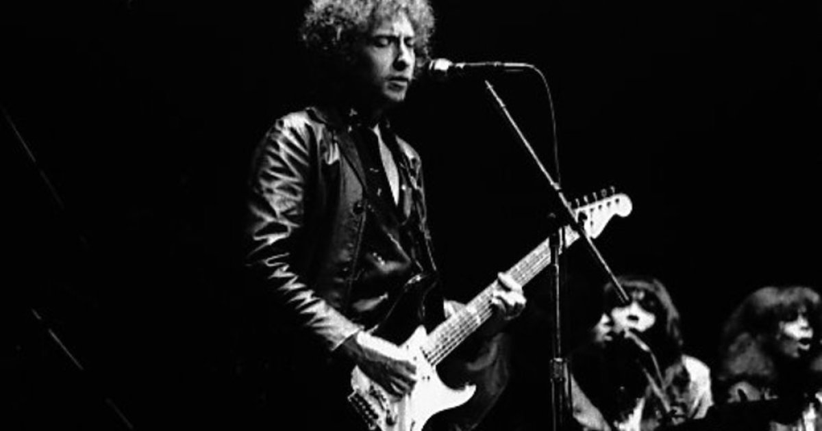 Dylan's Award Should Restore Our Faith In the Nobel Prizes