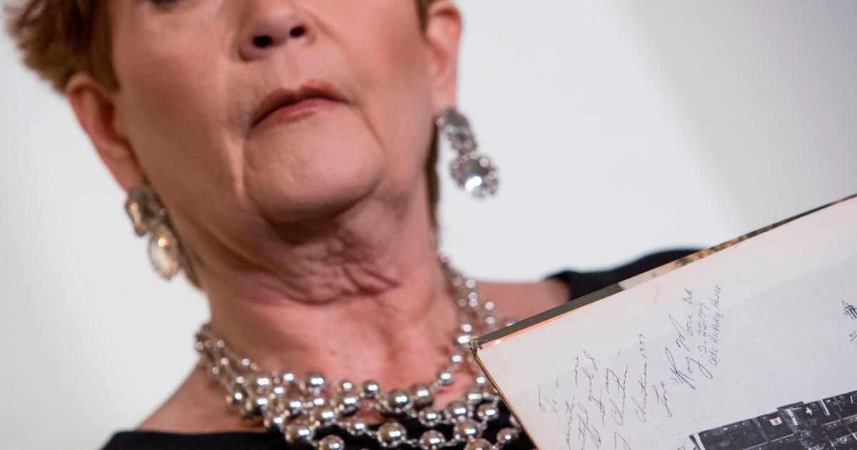 Fact Check: Did Roy Moore Accuser Beverly Young Nelson Admit to Forging His Signature?