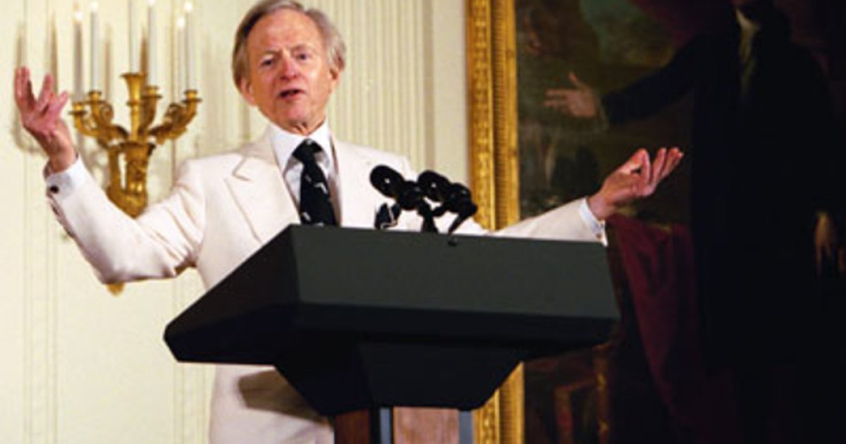 Tom Wolfe Writes In the Language of Common Sense