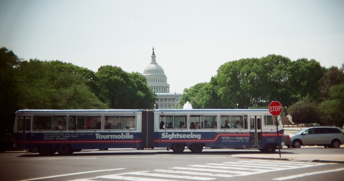Daily Standard: Buying a Seat in Congress, Liberal Fantasies, and Lonely Lifestyles