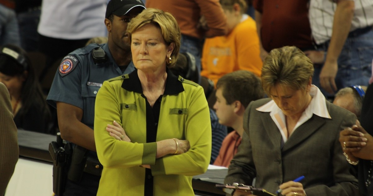 Pat Summitt, Most Victorious Women's Coach in College Hoops, Dies