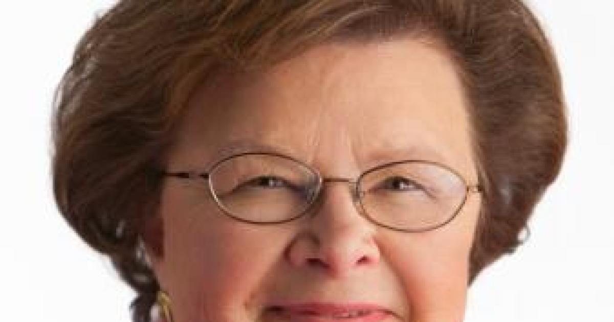 At EMILY's List, Senator Gives Thanks for 'Little Bundles of Joy'—Campaign Checks