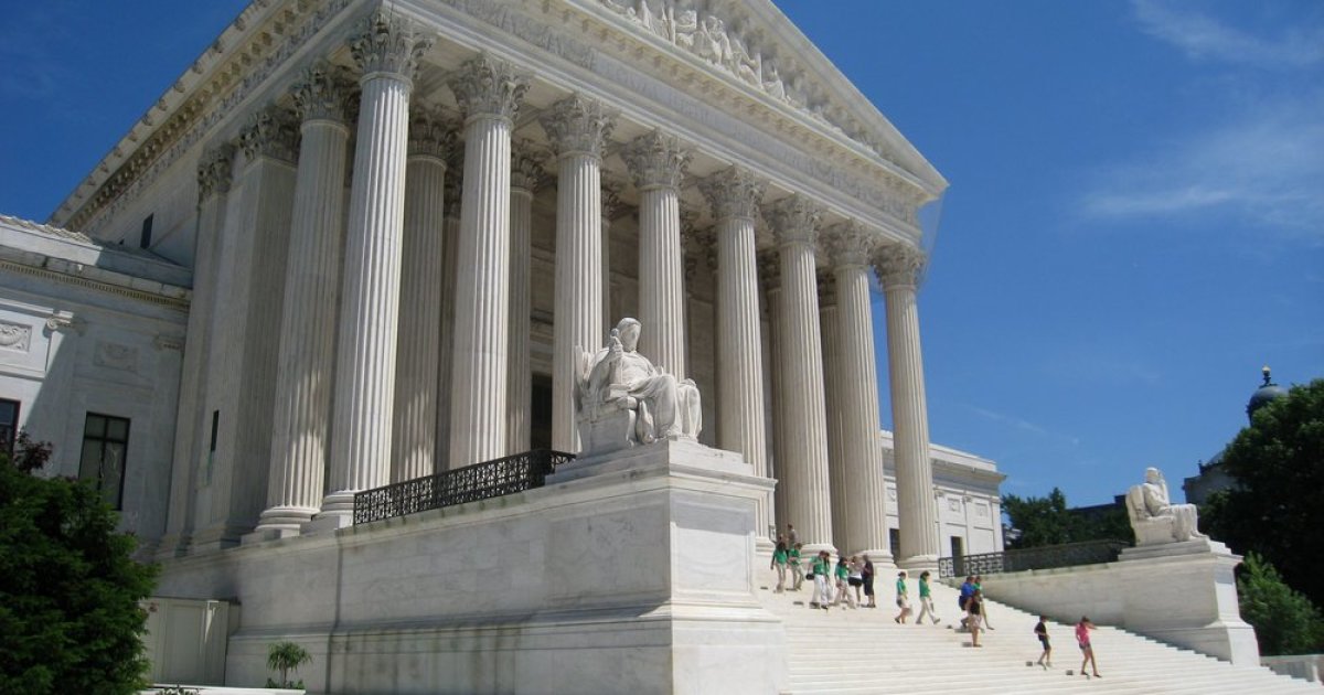 Prominent Conservative Legal Minds Reject SCOTUS Argument for Trump