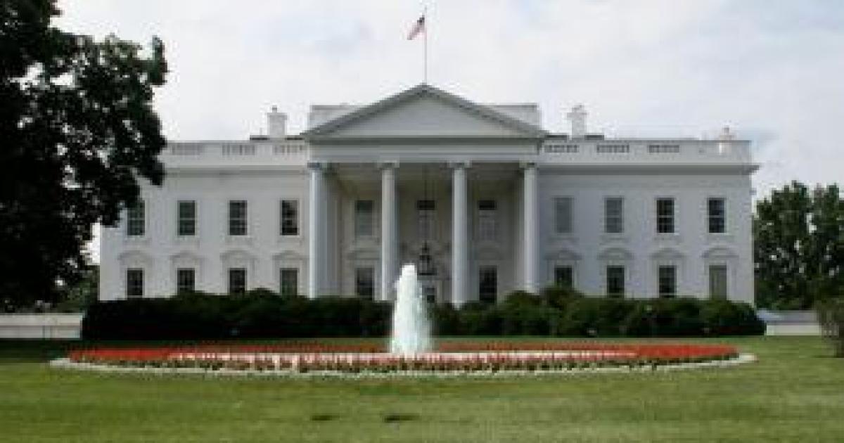 On Same Day, WH Promotes Unpaid Internships and Pushes Minimum Wage Increase