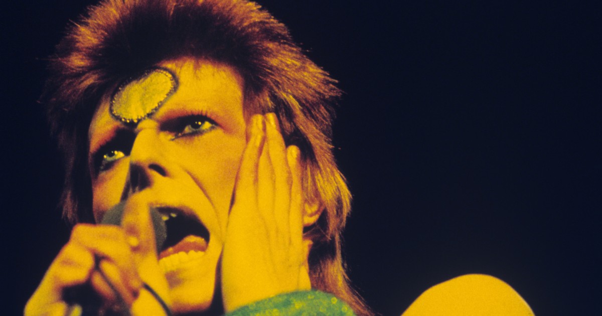A New Biography Tells the Story of All the David Bowies