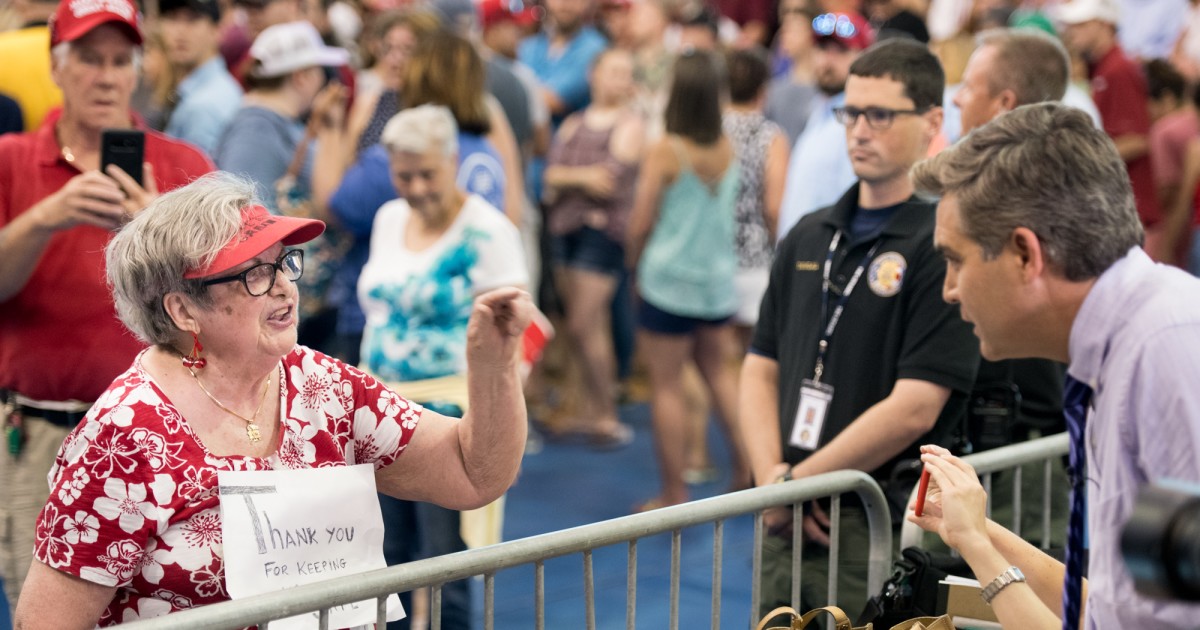 Afternoon Links: Hecklers to the Left of Me, Hecklers to the Right, Here We Are