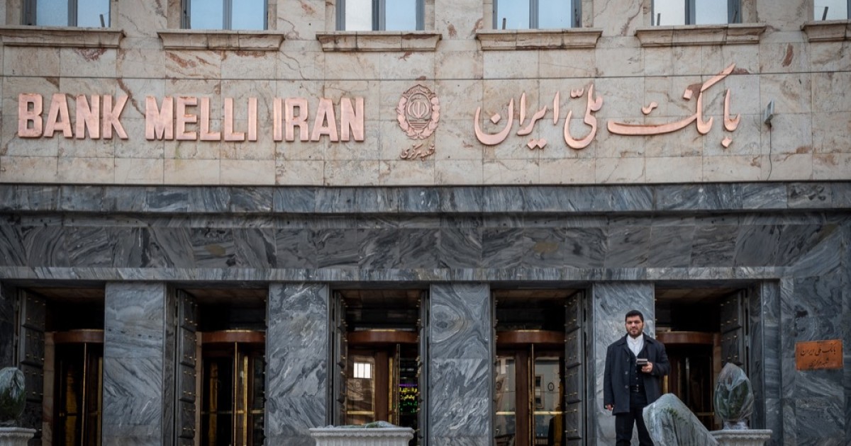 2015 Flashback: State Claimed No 'Big Suitcase Full of Cash' in Iran Deal