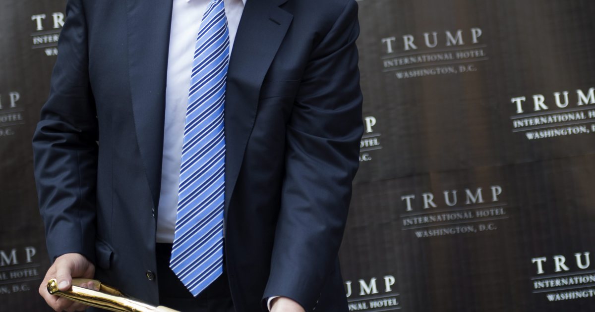 To Save the Party, Pull the Plug on Trump Now