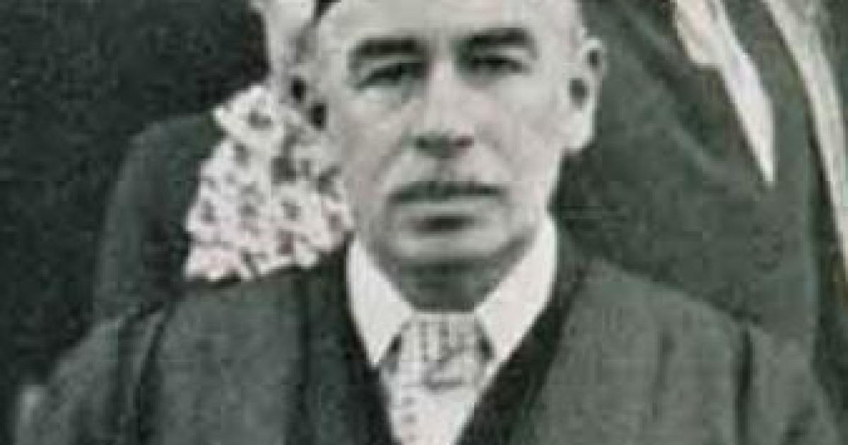 Carlyle vs. Keynes: How Dismal Is My Science?