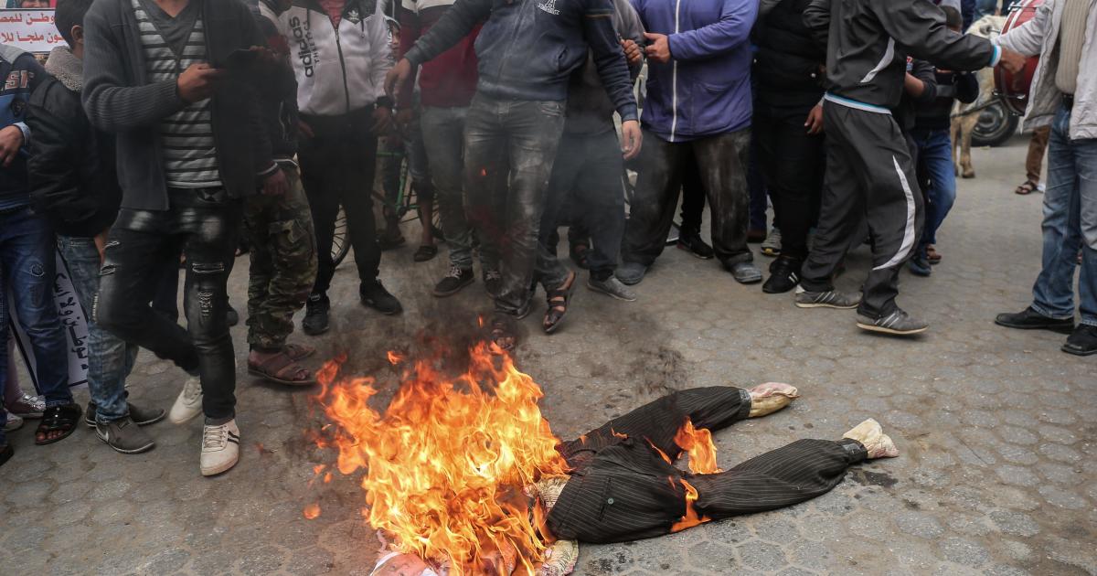 Editorial: Time for someone else to #FundUNRWA
