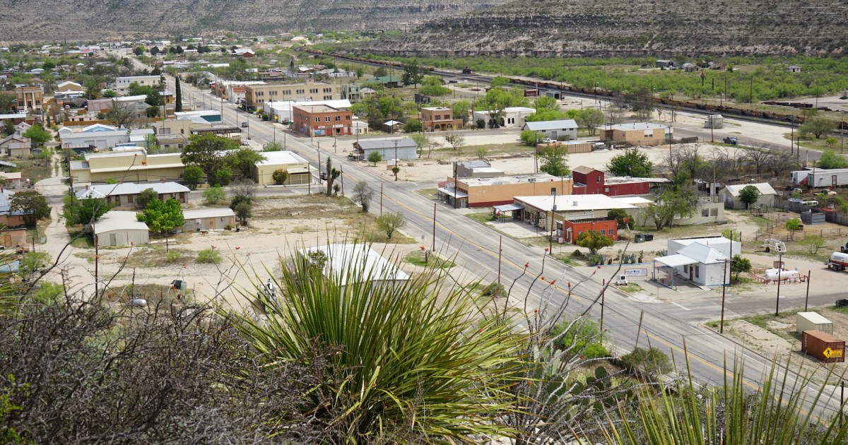 Border Bike Trip, Day 23: If You Can't Find Life's Silver Lining, Make One Up