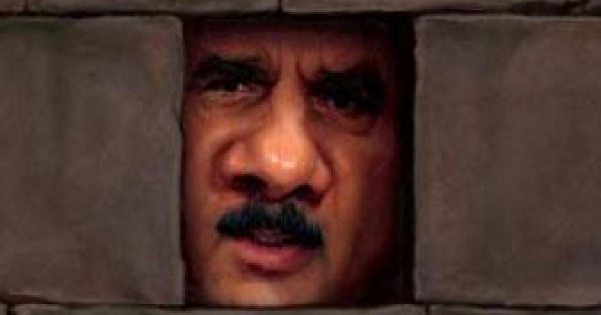 Issa Subpoenas Holder, Justice Officials for Fast and Furious Investigation
