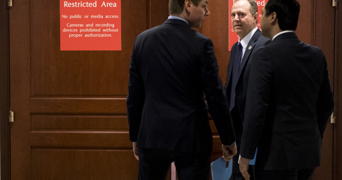 House Intel Committee Votes to Release Democratic Memo