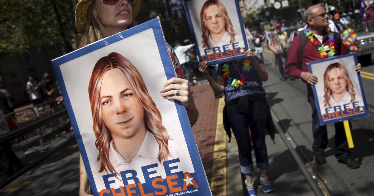 Trump 'Troubled' By Obama's Commutation for Manning