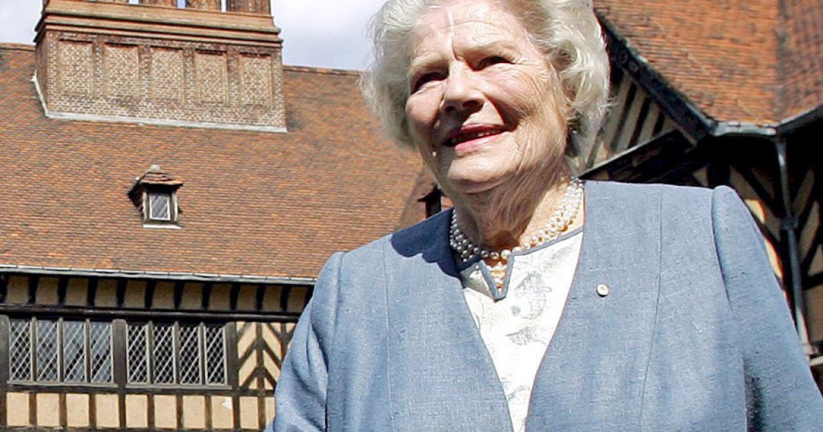 Mary Soames, 1922-2014