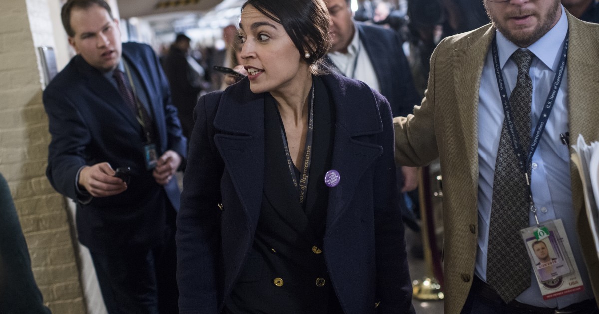 Distracted Conservatives Are Making It Easy for Ocasio-Cortez