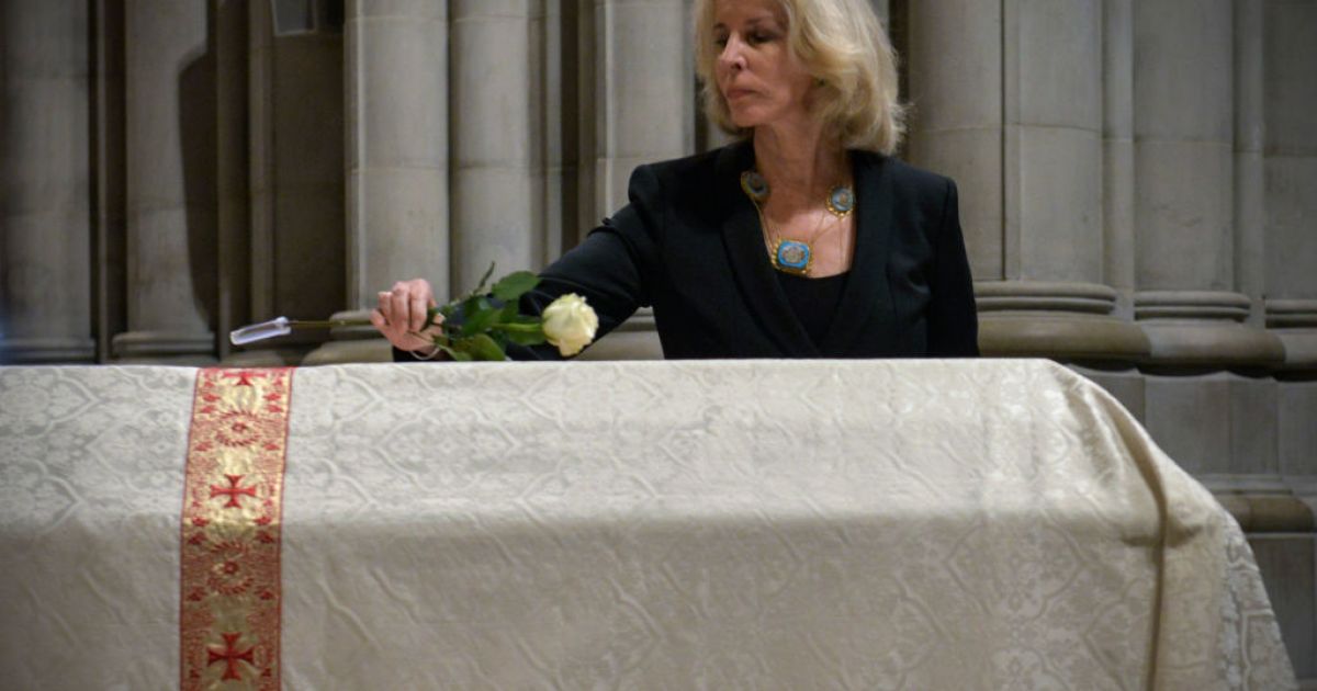 Warning: Reviewing Sally Quinn's New Book May Be Hazardous to Your Health