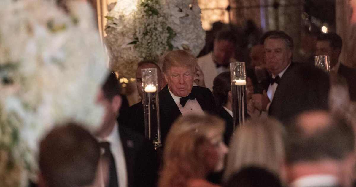 Trump Gets a Holiday Bounce