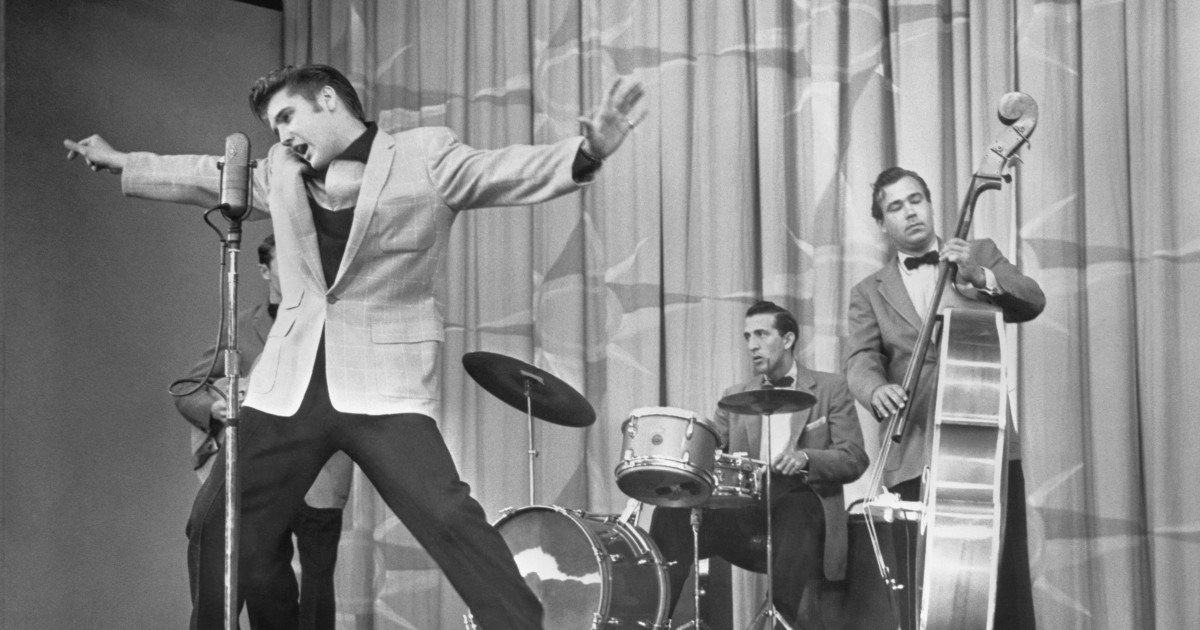 Elvis Wasn’t Racist. Neither Is Giving Him the Presidential Medal of Freedom.