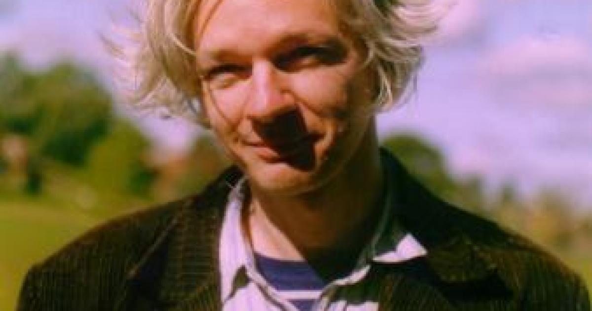 Julian Assange to be Extradited to Sweden