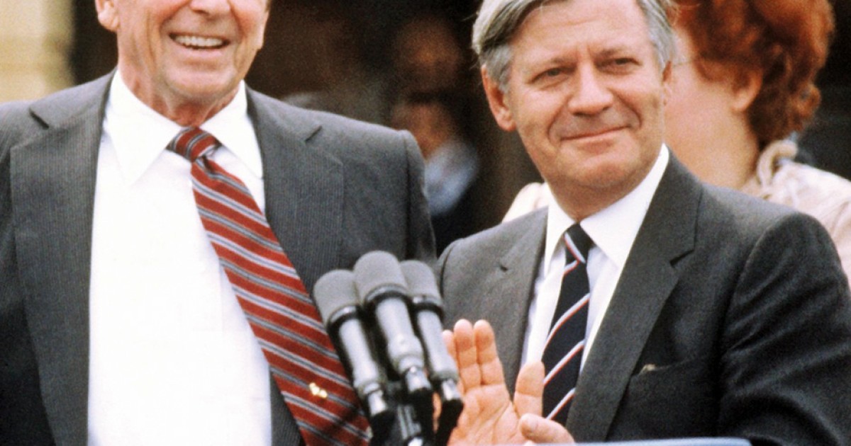 Helmut Schmidt, 1918-2015
