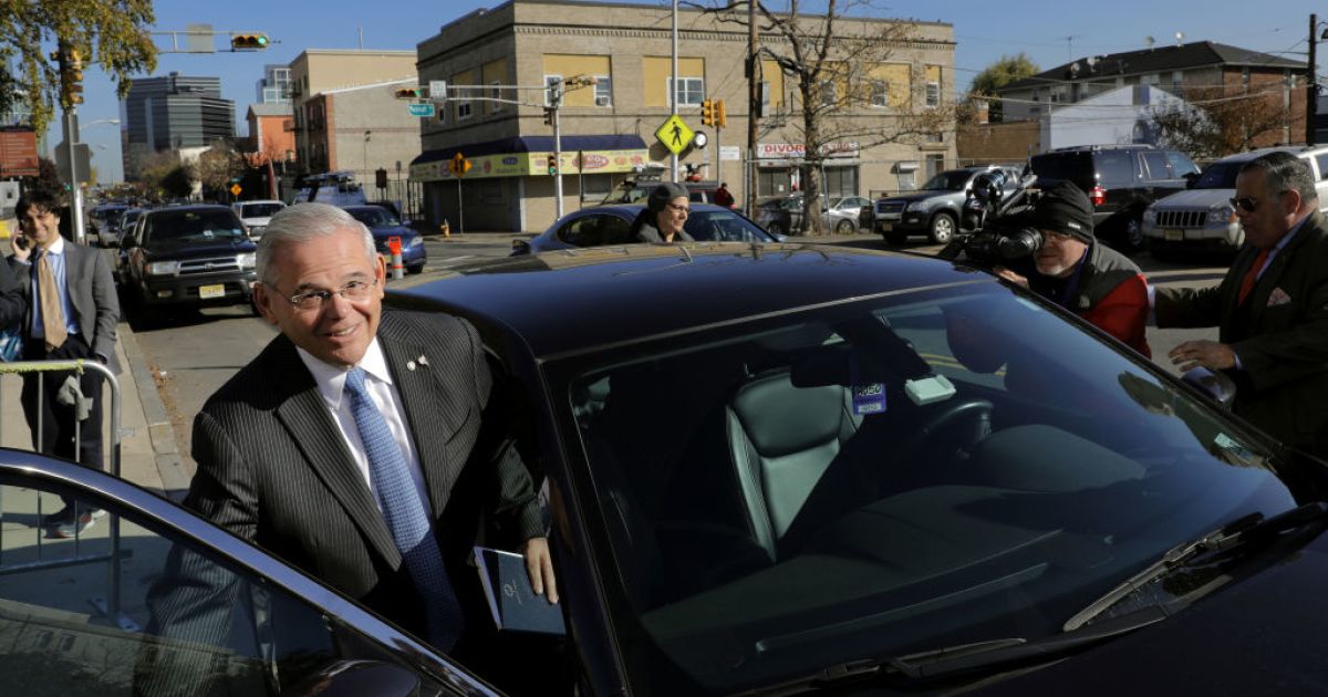 Mistrial for Bob Menendez