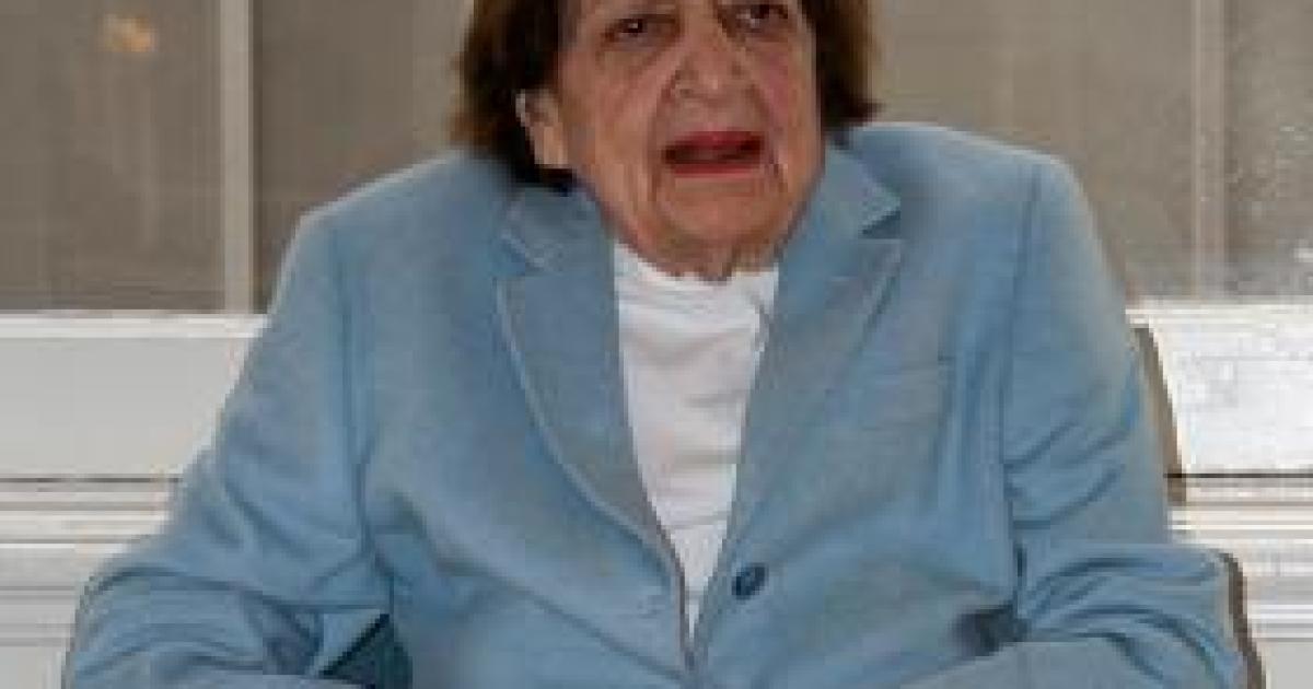 Former Hearst Correspondent: Fire Helen Thomas