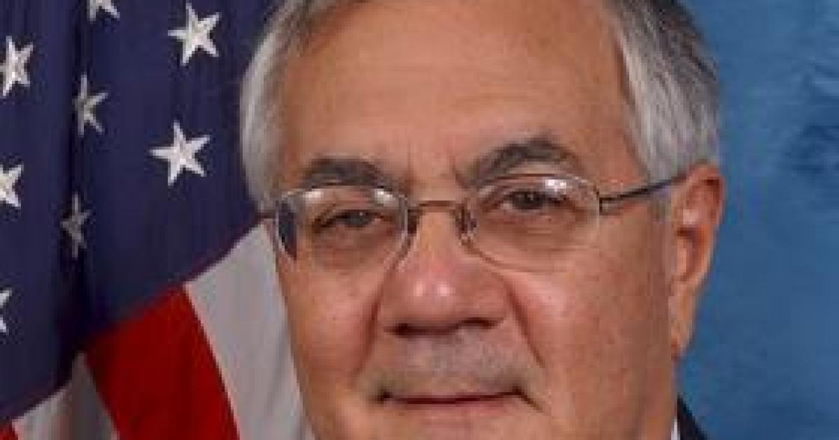 Barney Frank Opposes Hagel for Secretary of Defense