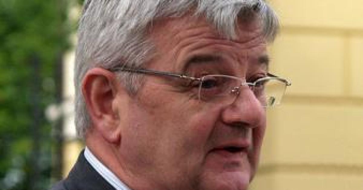 Searching for Joschka Fischer