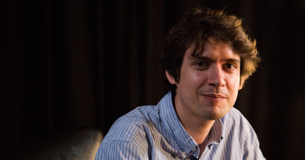 This Former British Spy Exposed the Russian Hackers