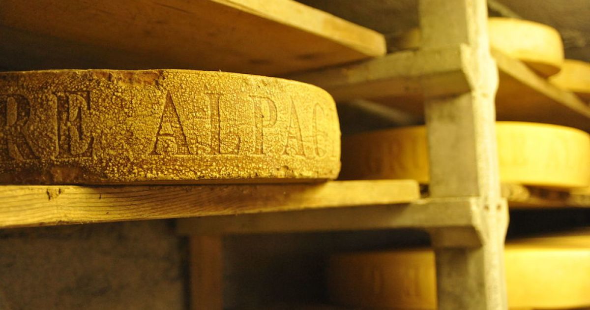 Prufrock: Cheese, English Medieval Embroidery, and Philip Larkin at Westminster Abbey