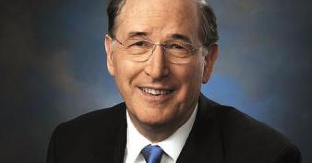 Rockefeller to Retire