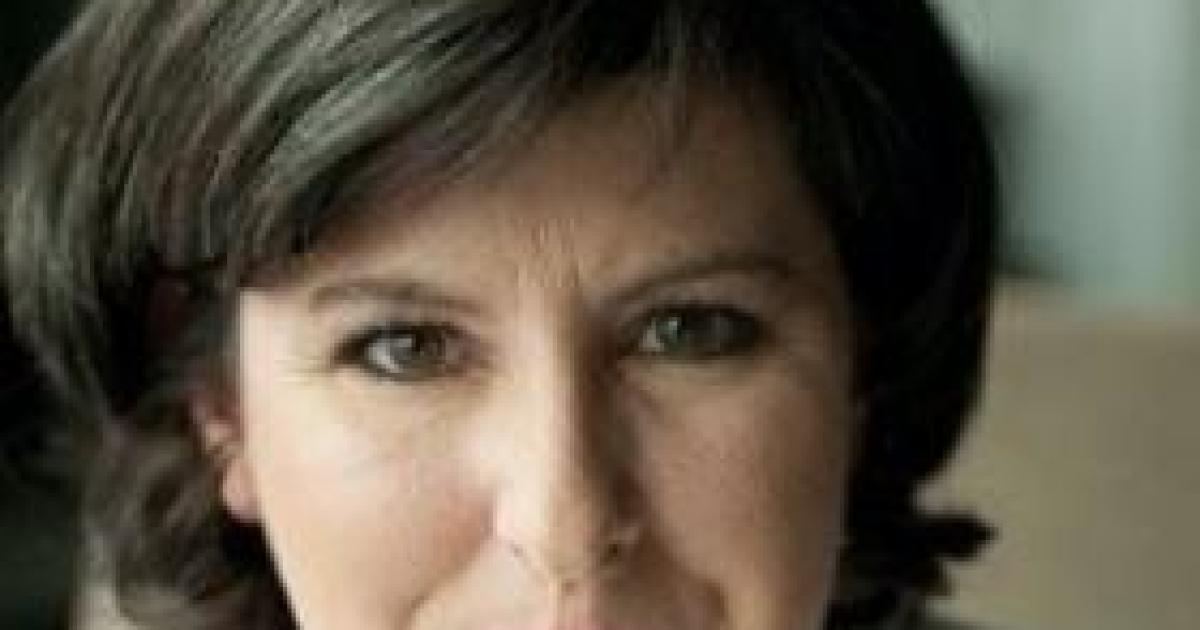 Karen Handel concedes to Nathan Deal