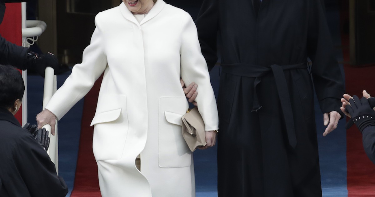 Meanwhile, on Earth 2 ...