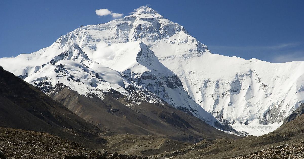 Prufrock: Tolkien's Christmas Letters, 'Bonfire of the Vanities' at 30, and Everest's Dead