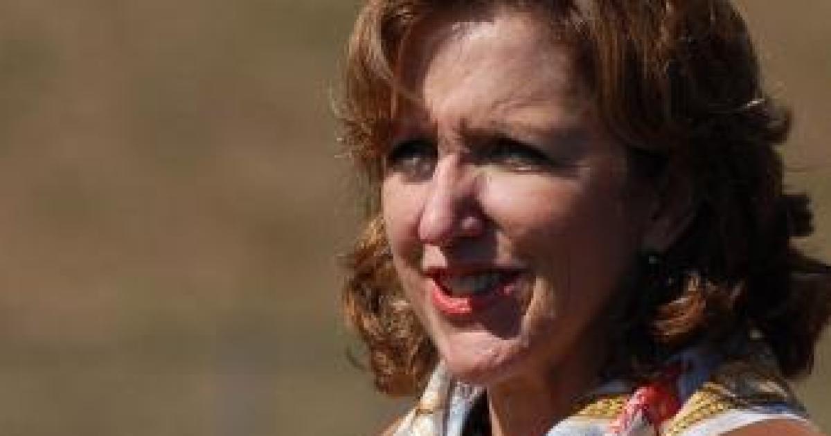 Hagan Interrupted By Immigration Activists