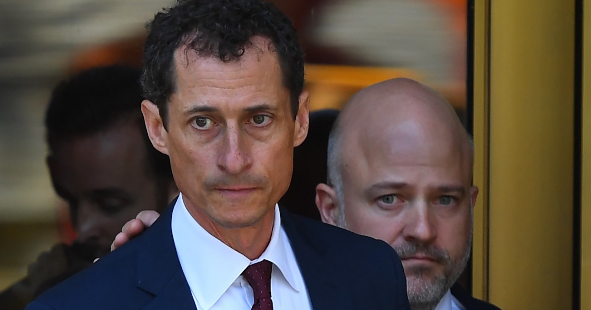 Weiner Faces Federal Prison Sentence for Sexting with a Teenager