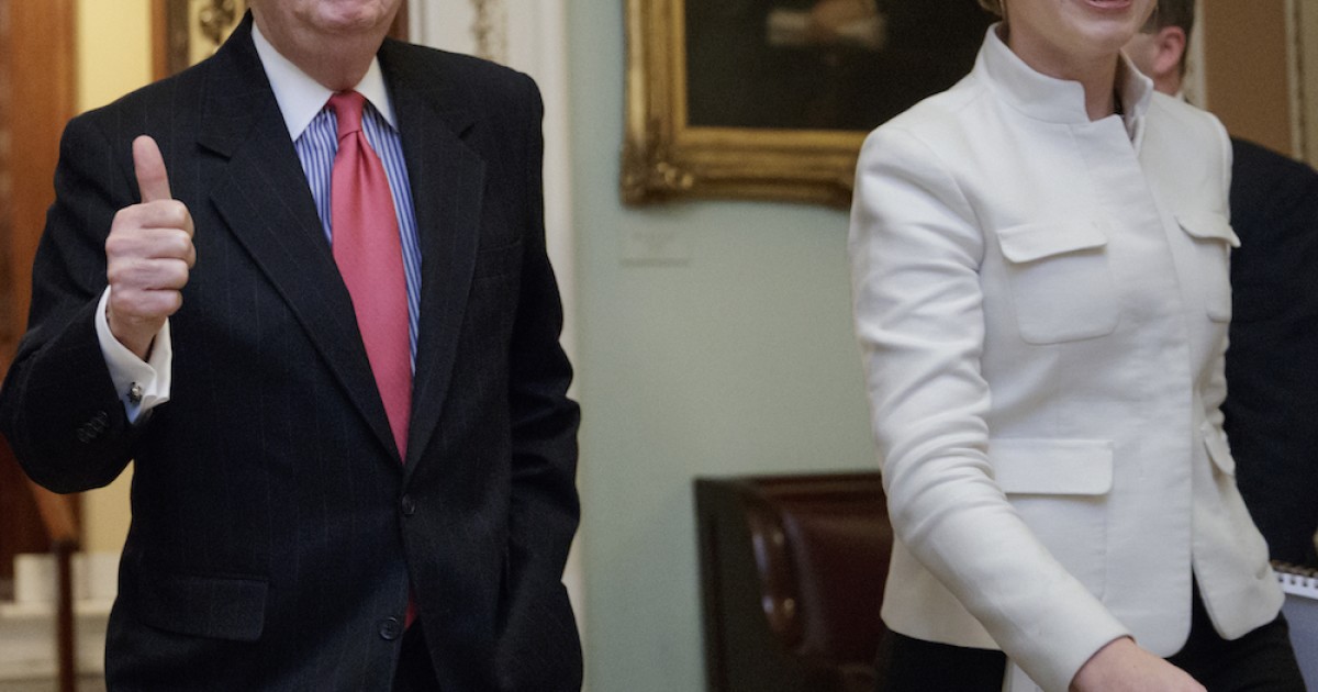 Every GOP Senator Votes to Kill the Filibuster for Supreme Court Nominees