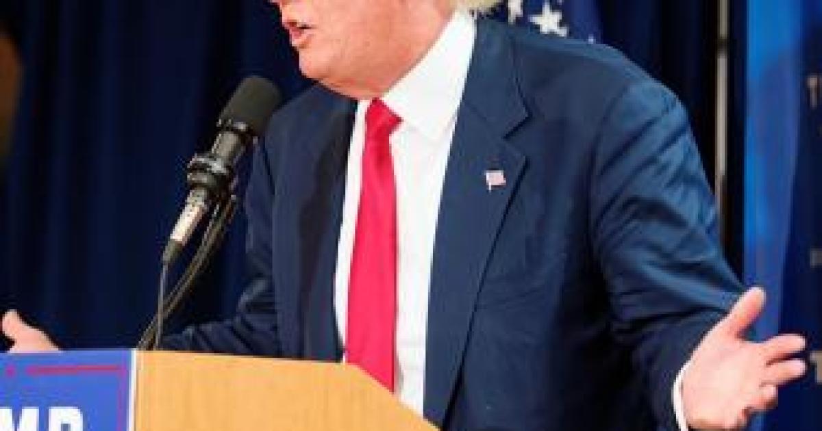 Donald Trump Walks On Stage to 'It's the End Of The World'